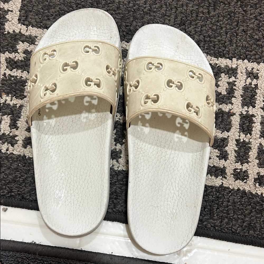 White Gucci slides (rubber)